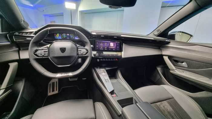 2023广州车展探馆：雷克萨斯全新LM 500h四座御世版